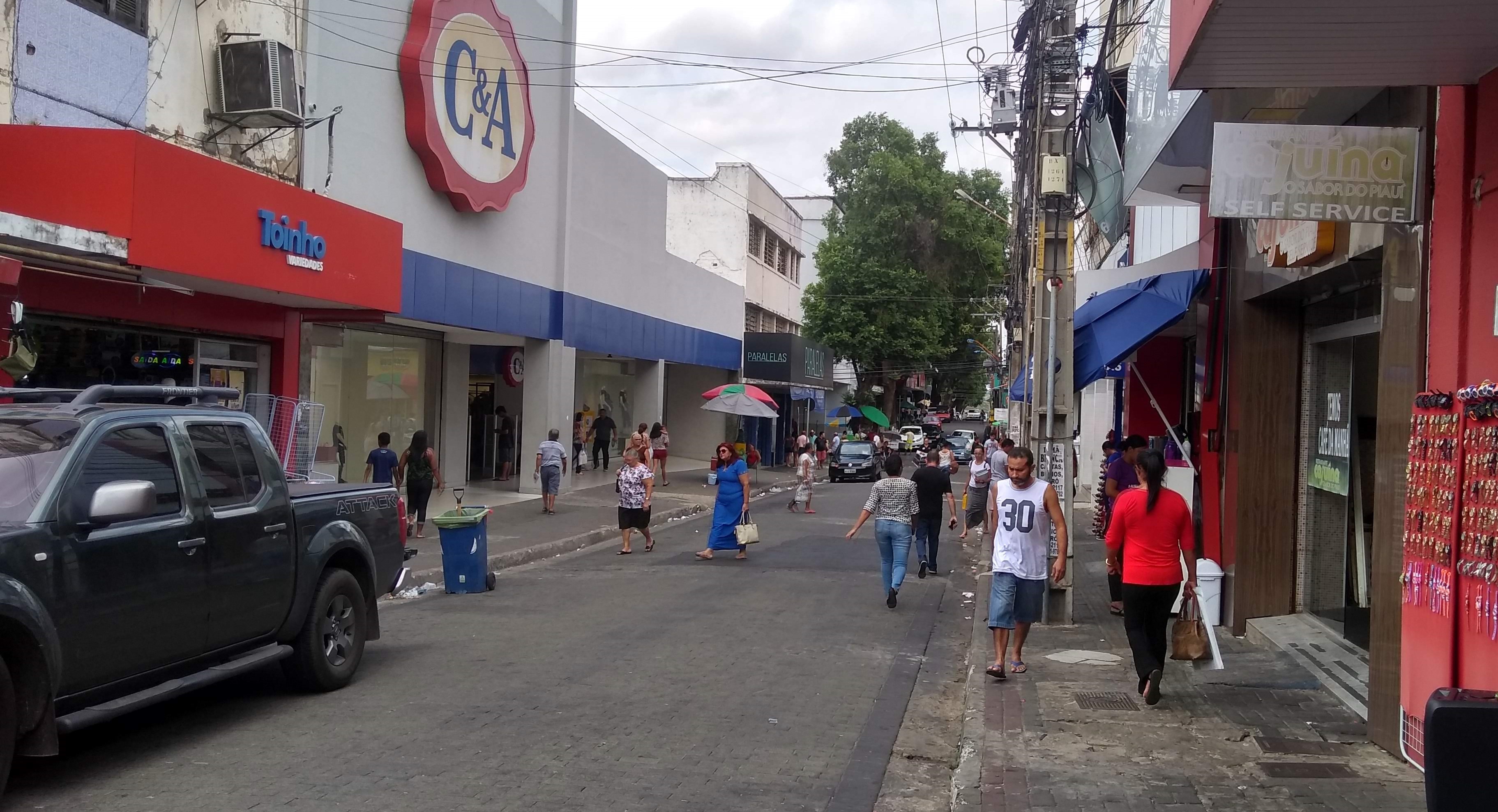 As lojas do Centro e dos bairros de Teresina ficarão abertas a tarde toda no sábado (Foto: Piauí Negócios)